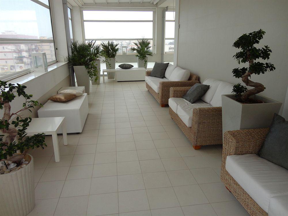 Soglow Business Class Hotel Molfetta Exterior photo